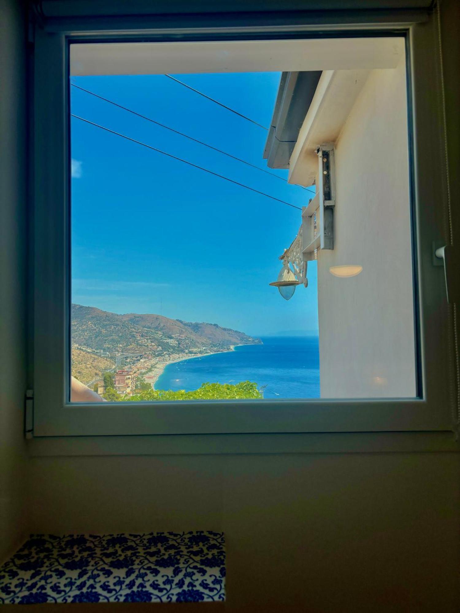 Dream View Suites Таорміна Екстер'єр фото