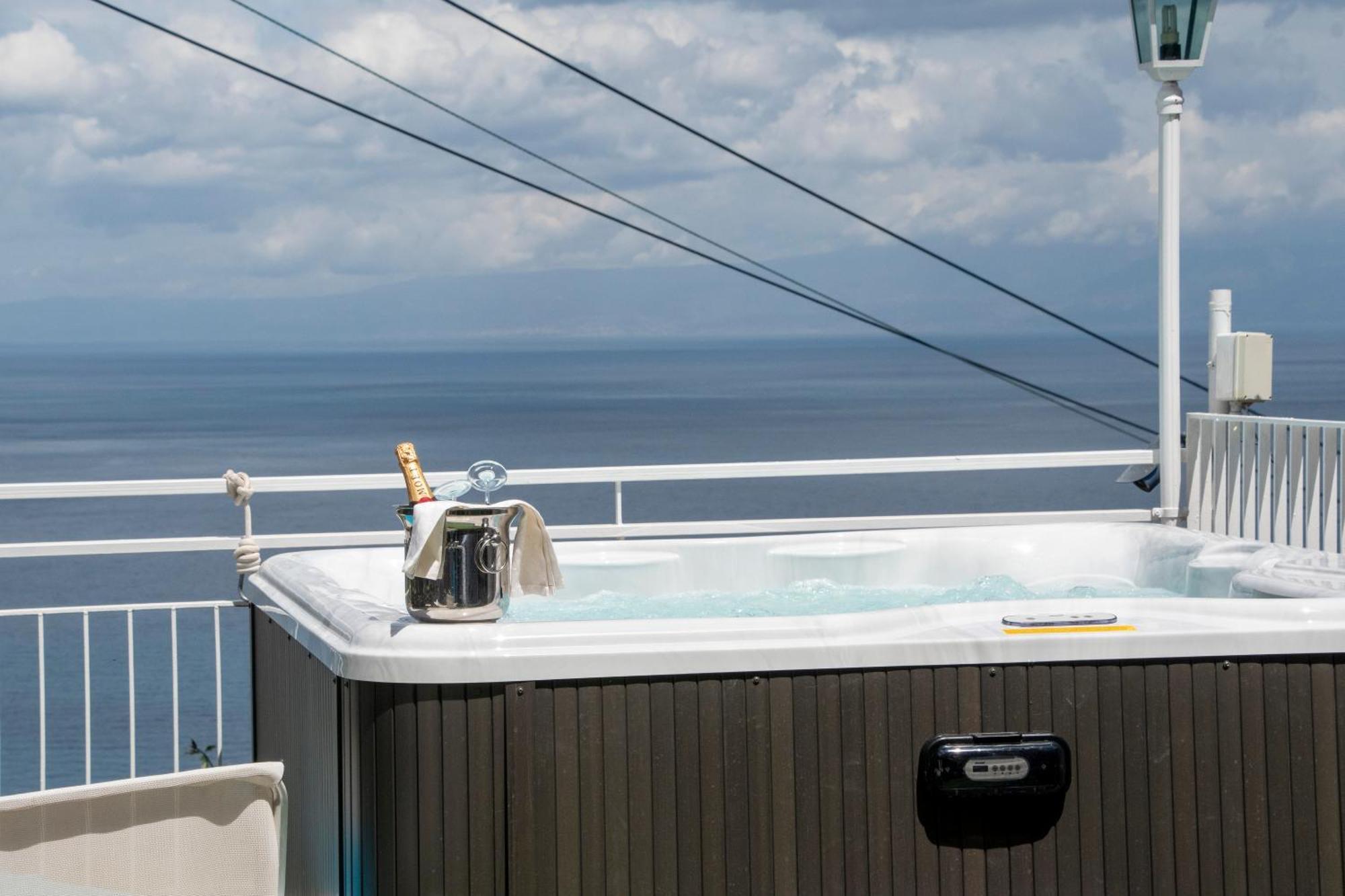 Dream View Suites Таорміна Екстер'єр фото